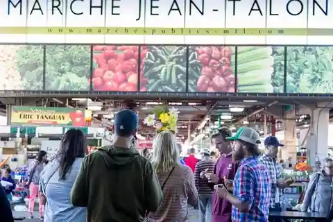Montreal: Jean-Talon Market Hidden Gems Guided Food Tour