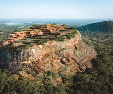 Tour privato di 2 giorni a Sigiriya e Kandy con alloggio