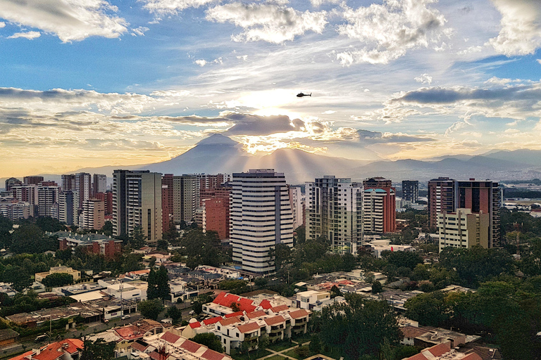 危地马拉城黎明之旅：观看城市的觉醒危地马拉城日出之旅：观看城市的苏醒