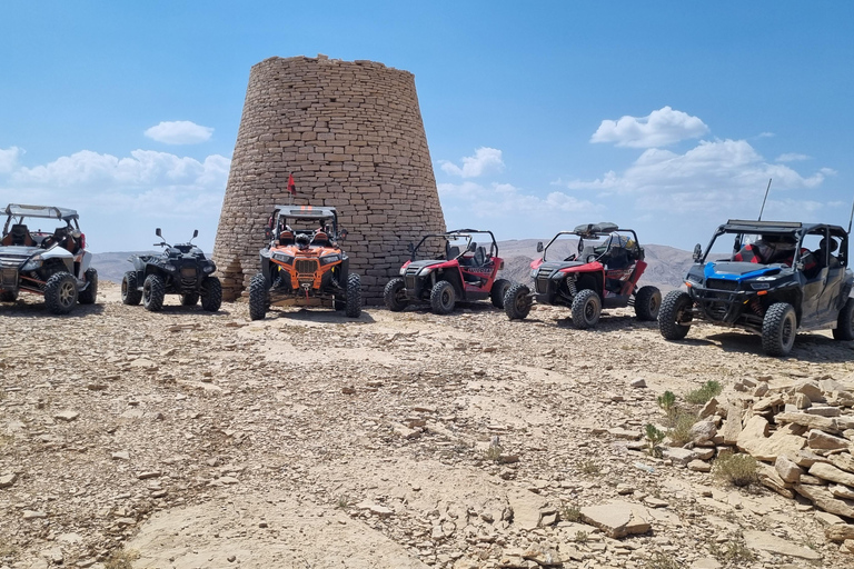 Vanuit Muscat: Epische 2-daagse UTV-overlanding in Jabal Abyad