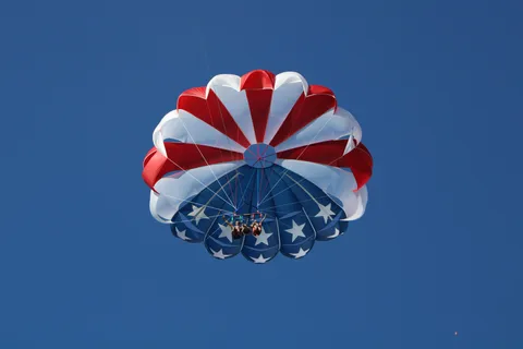 Clearwater Beach: Chute Em Up Parasailing Adventure