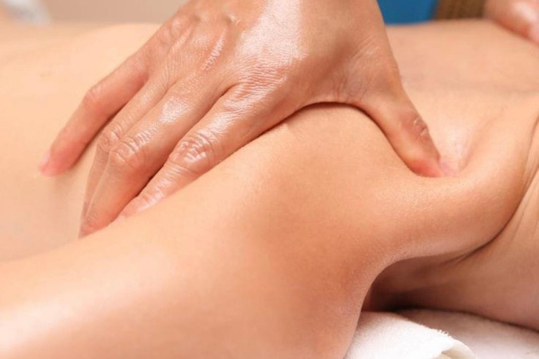 Bali: Massagem balinesa de corpo inteiro em sua acomodação