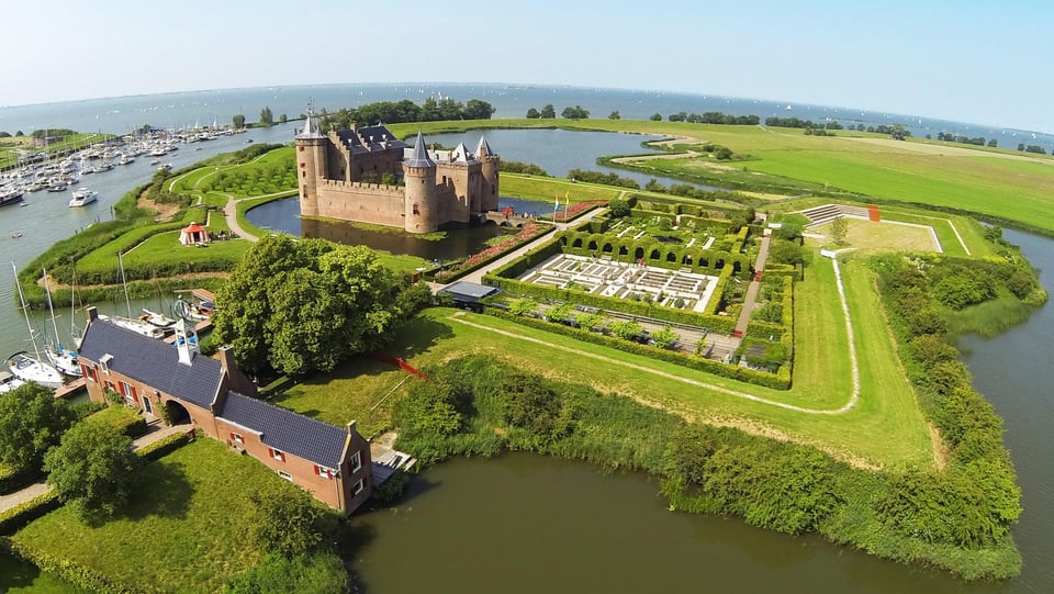 Von Amsterdam aus: Private Ganztagestour durch die Niederlande