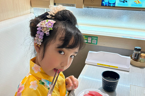 Yokohama: Japansk nagel- och hårstyling, sminkning, kimonouthyrningJapansk nagel