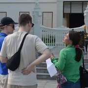 Chiang Mai: Historic Temples and City Guided Walking Tour