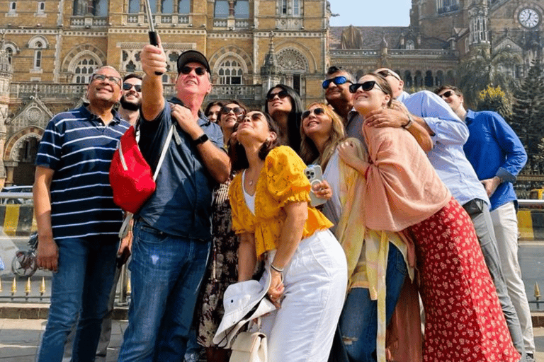 Tour per crocieristi a Mumbai Tour della città in gruppo con pranzoTour per crocieristi a Mumbai con tour della città e pranzo