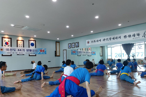 Seoul: Experience Traditional Korean Mind & Body Healing