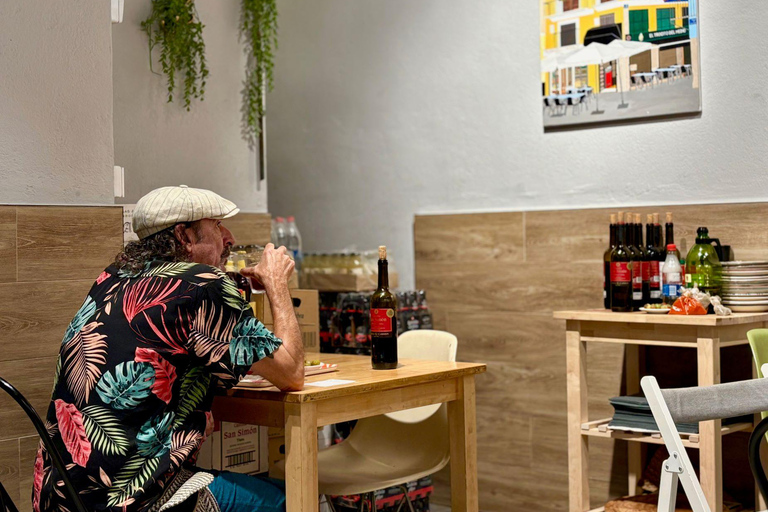Valencia: Food Tour with 10 Tastings of Tapas & Local Dishes
