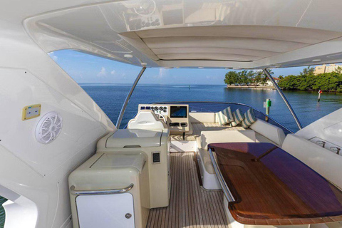 Marina Del Rey : Location privée d'une demi-journée d'un yacht Azimut