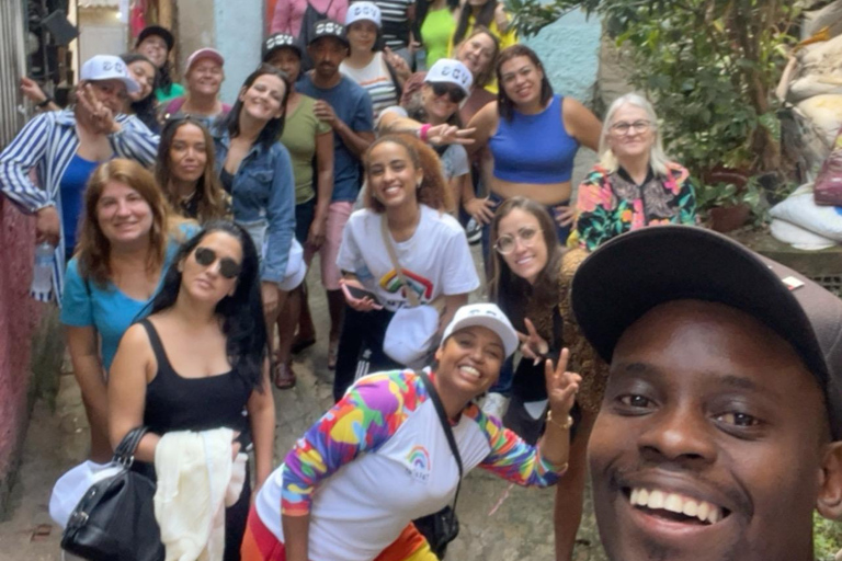 Vidigal Favela Tour with a drink
