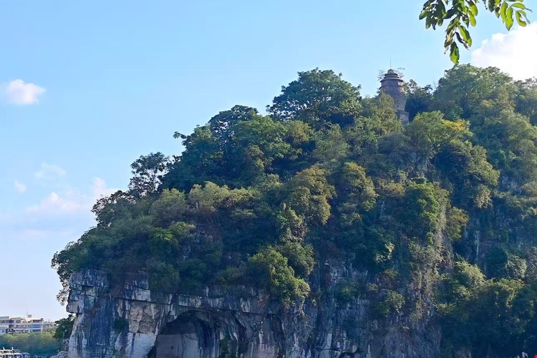 Guangxi: Elephant Trunk Hill Admission Ticket