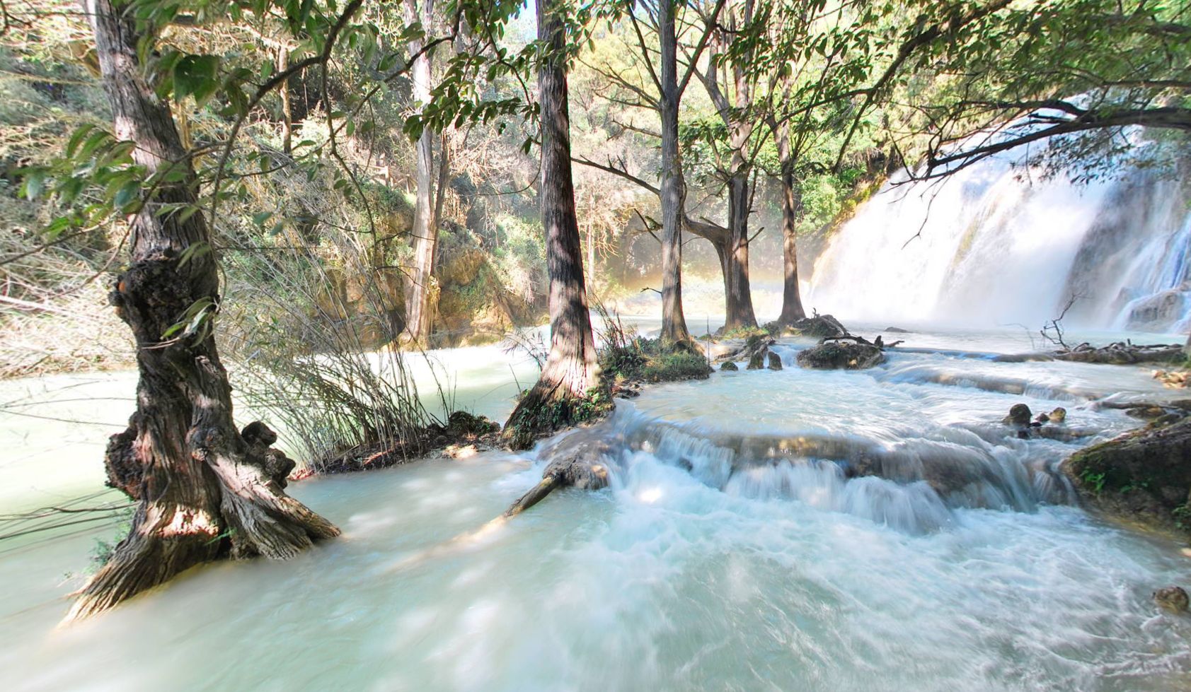 Tour zu den Lagunen von Montebello und den Wasserfällen von Chiflón