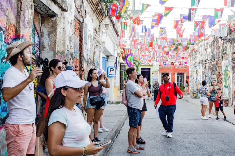 Kompleksowa wycieczka po mieście Cartagena i dzielnicy GetsemaniEnglish Walled City &amp; Getsemani District Tour (weekendy)