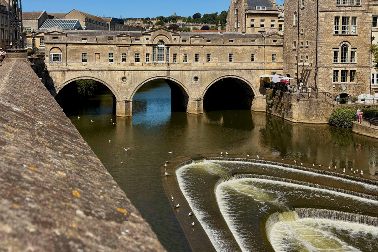 From Southampton: Stonehenge and Bath Private Day Trip