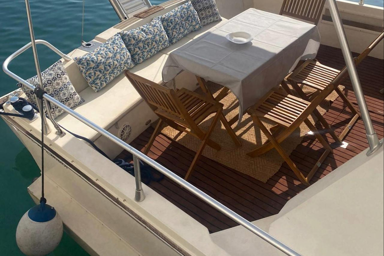 Yacht tour of Cabo de Gata with aperitif included Yacht tour of Cabo de Gata with snack included