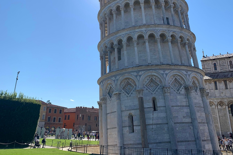 Florens och Pisa med tillgång till Lutande tornet från Rom