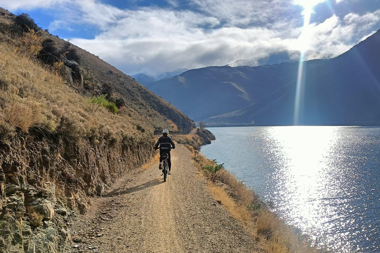 Lake Dunstan Trail - Bike/Ebike Hire &amp; Return Luxury ShuttleRegular Bike Hire &amp; Return Luxury Shuttle