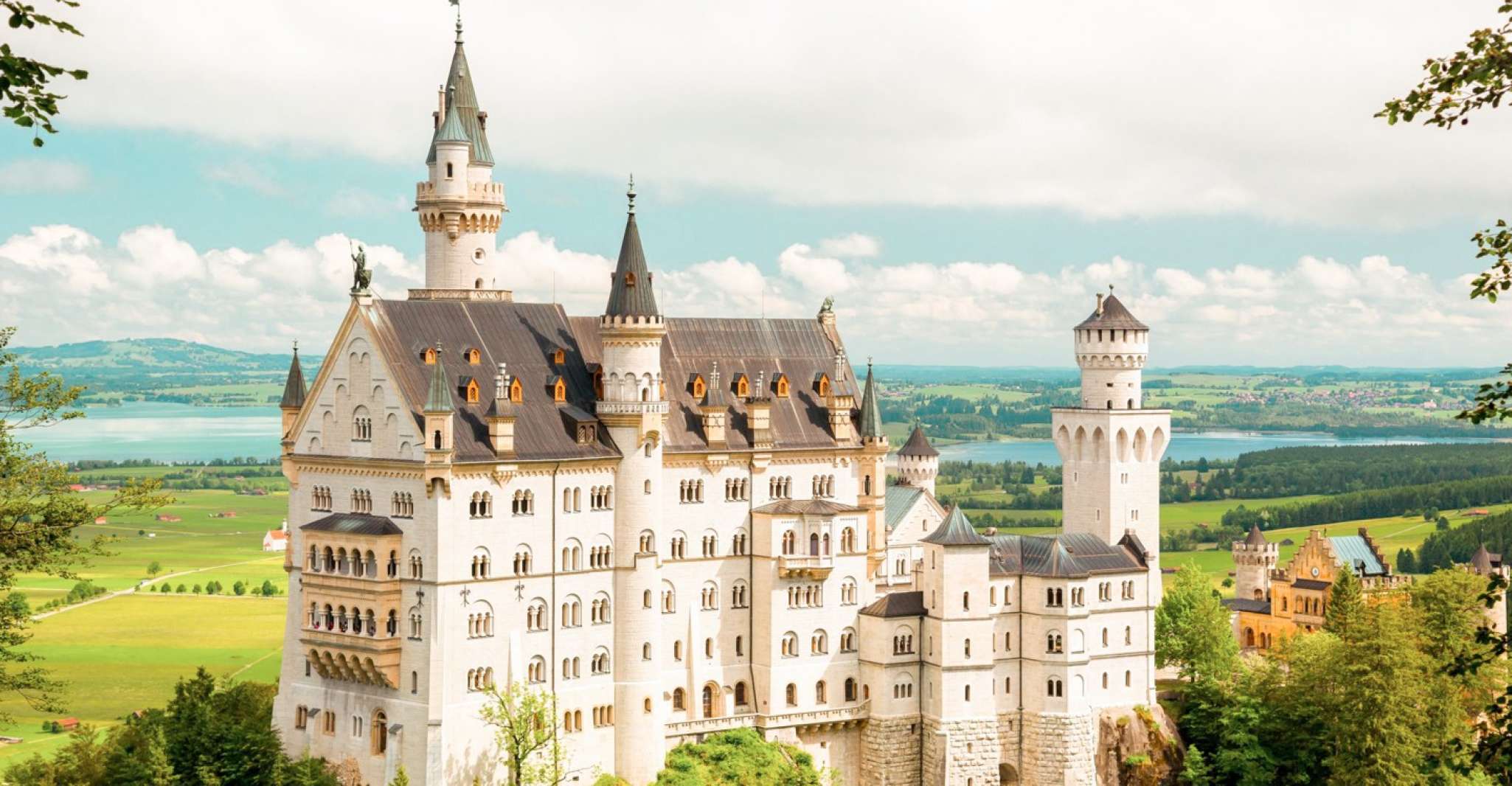 From Munich, Neuschwanstein Castle & Linderhof Premium Tour - Housity