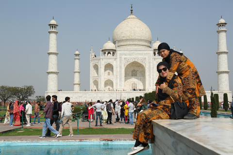 Private Taj Mahal Tour am selben Tag von Delhi ausPrivate Tour ab Delhi mit Mittagessen, Eintritt, Auto und Guide