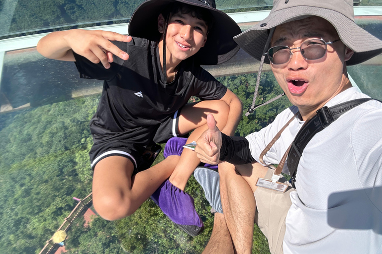 1-Day Private Tour to Tianmen Mountain & Glass Bridge