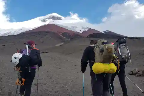 Da Quito: Tour del vulcano Cotopaxi tutto include