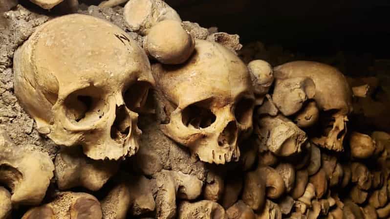 Capuchin Crypt Visit & Rome Dark Past Walking Tour