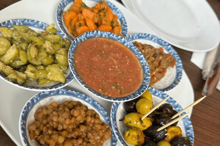 Dîner dans un restaurant marocain avec prise en charge