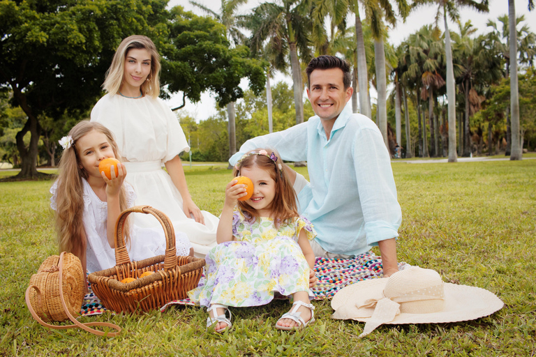 Photo tour of the most popular places in Miami Beach