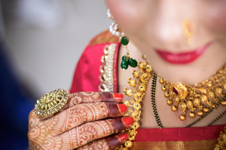 Mumbai/Jaipur/Delhi: Guided Shopping Tour with Female Guide Agra: Private Guided Shopping Tour