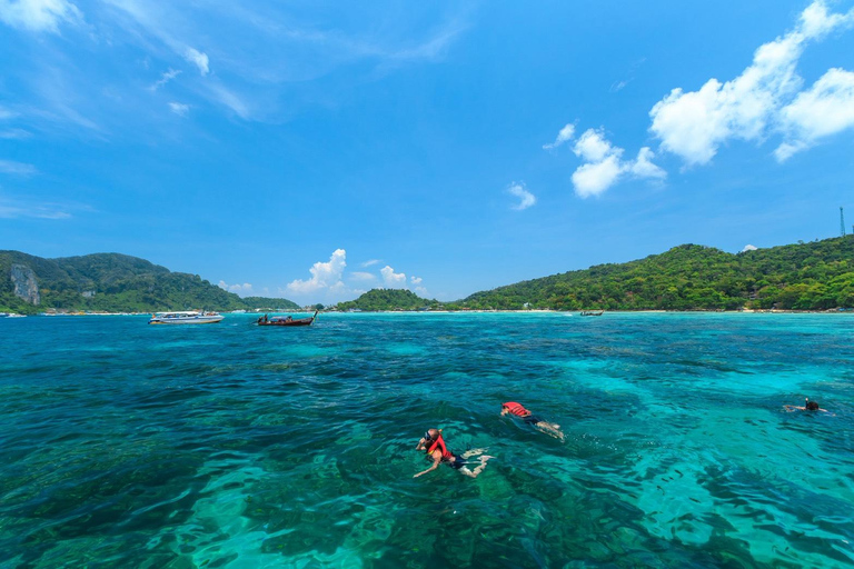 Phuket or Kha Lak: Phi Phi Island Premium Catamaran Tour Pickup from Khaolak Area