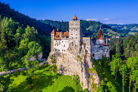 Peles, "Onsdag" och Draculas slott – dagsutflykt från Bukarest