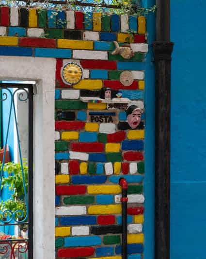 Murano & Burano: Boat Tour with Guide & Glass Factory Visit