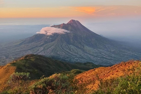 Yogyakarta: Mount Merbabu Hiking adventure Day Hiking with Guide