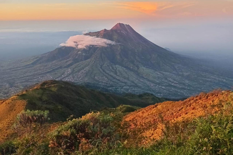Yogyakarta: Mount Merbabu Hiking adventure Day Hiking with Guide