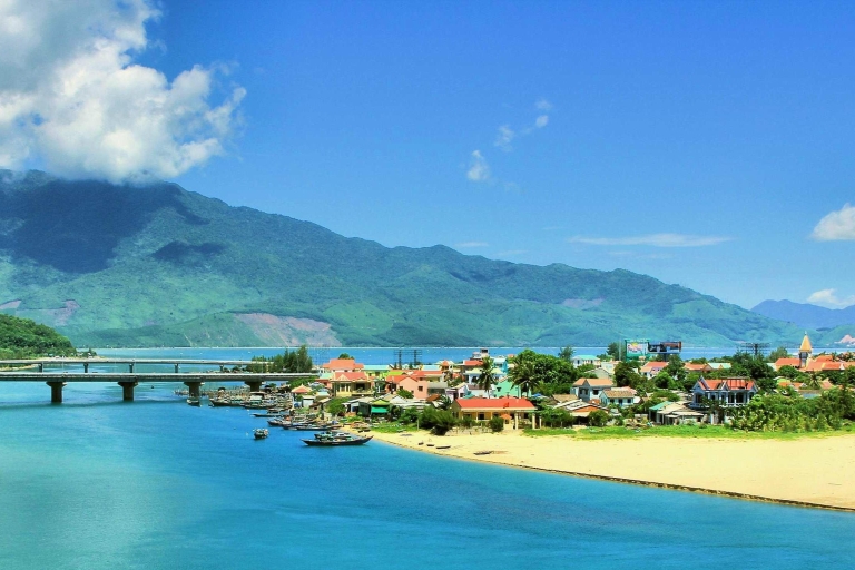 Hue to Hoi An by bus: Hai Van Pass, Lang Co, Marble mountain Hue to Hoi An by bus and sightseeing