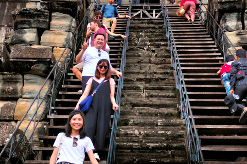 Desvendando Angkor Wat ao nascer do sol, Bayon, Ta Prohm em pequenos grupos