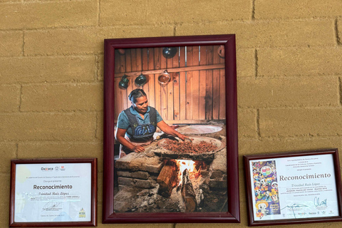 Cocina Ancestral, Arte Textil en Teotitlán y Árbol del TuleSólo Clase de Cocina en Español Directamente en Teotitlán (Sin coche)