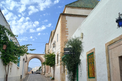 Tunis:Poza czasem berberyjskie wioski Tekrouna i Zriba Alia