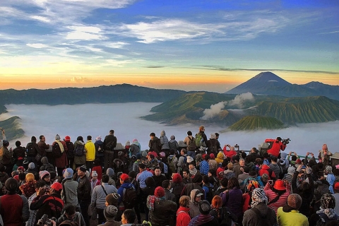 Yogyakarta: Tumpaksewu, Bromo, Ijen, Drop Bali All InclusiveVon Yogyakarta aus: Tumpak Sewu, Bromo und Ijen 4-Tages-Tour
