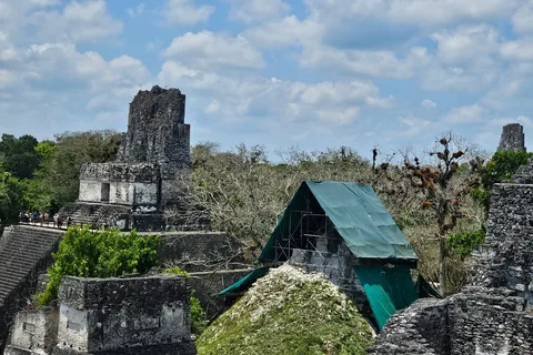 Da El Remate: Tour guidato di Tikal - Tutto incluso
