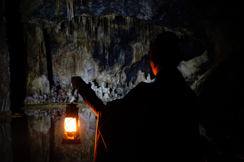 Fairy grottos: Dark tour with a miner's lamp through partly unlit corridors