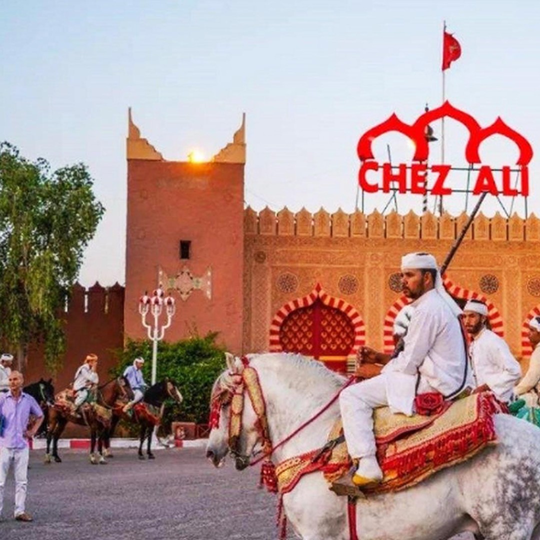 Marrakech : Spectacle folklorique Chez Ali Fantasia et dîner marocain - spectacle