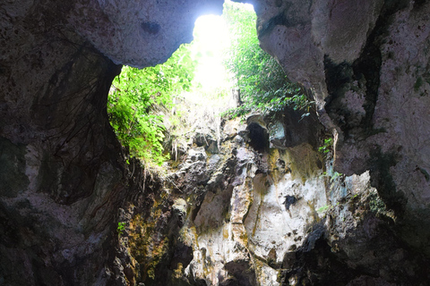 Yogyakarta: Pindul Cave & Puncak Segoro Indian ocean view Yogyakarta: Pindul Cave & Puncak Segoro Indian ocean view