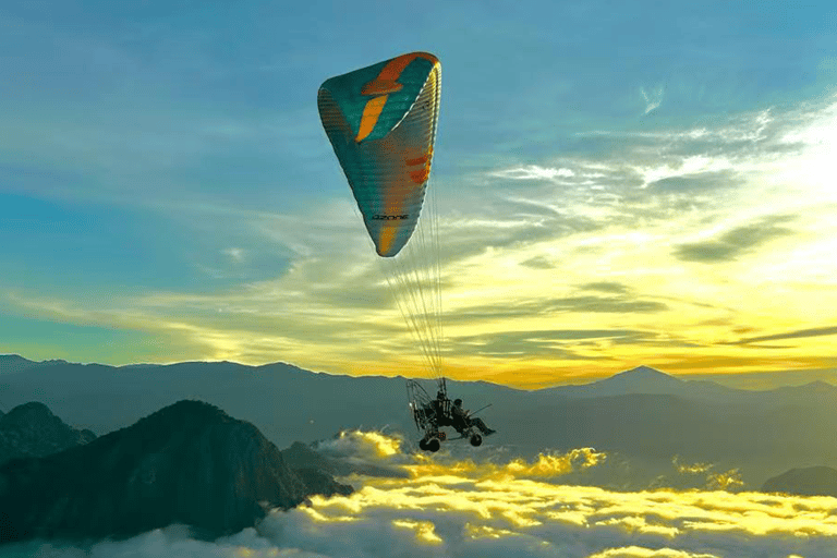 Vang Vieng:Zipline,Kayak,Nam Xay,Lagoon 2&Optional Paramotor Full-Day Adventure with Morning Paramotor