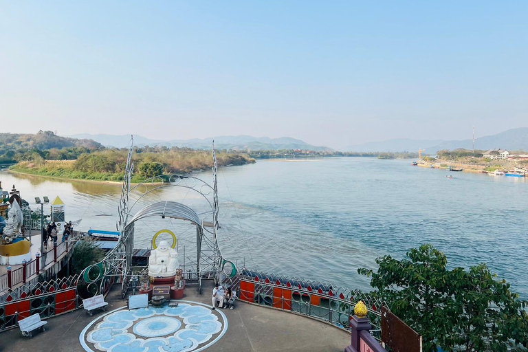 Chiang Rai: 7 Must-See Spots Tickets & Lunch Included Chiang Rai: 7 Must-See Spots Tour with Tickets and Lunch