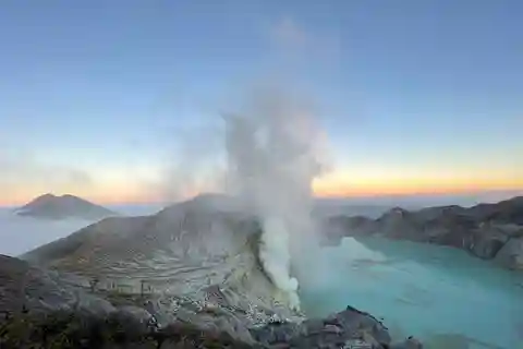 Ijen Blue Fire Open Trip – Affordable Group Tour from Bali