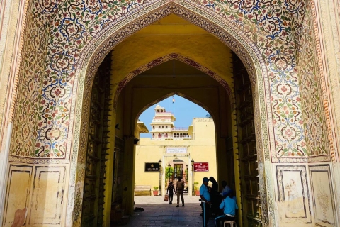 Excursión de un Día a Jaipur con Guía Personal y Conductor