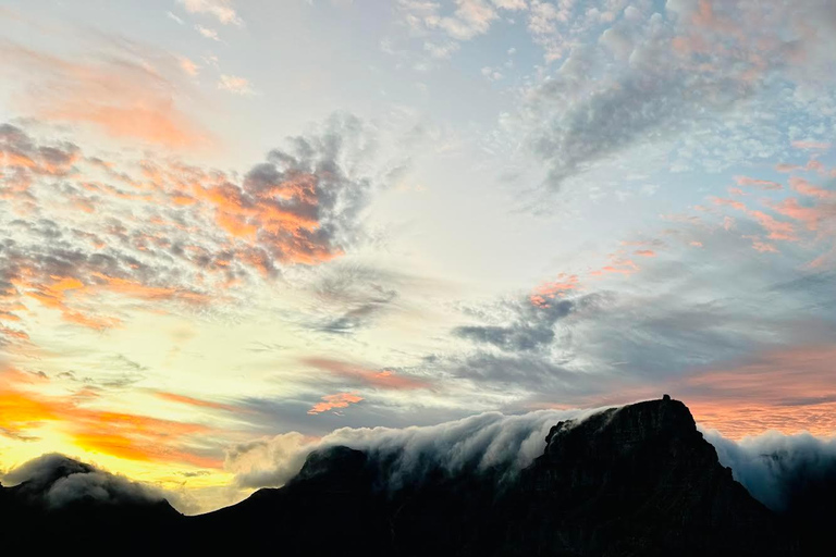 Kaapstad: Wandeling met gids over Lion's Head bij zonsopgang of zonsondergangZonsopgang wandeling vanaf trefpunt