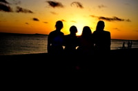 Boa Vista, cena al atardecer con tambores y fuego afrikan - Housity