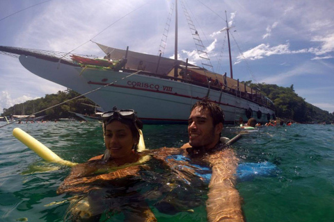 Rio de Janeiro: Wycieczka pirackim katamaranem na Ilha Grande